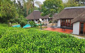 Shumba Valley Lodge Lanseria Airport